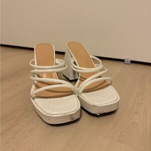 Elegant White Strappy Women's Heels